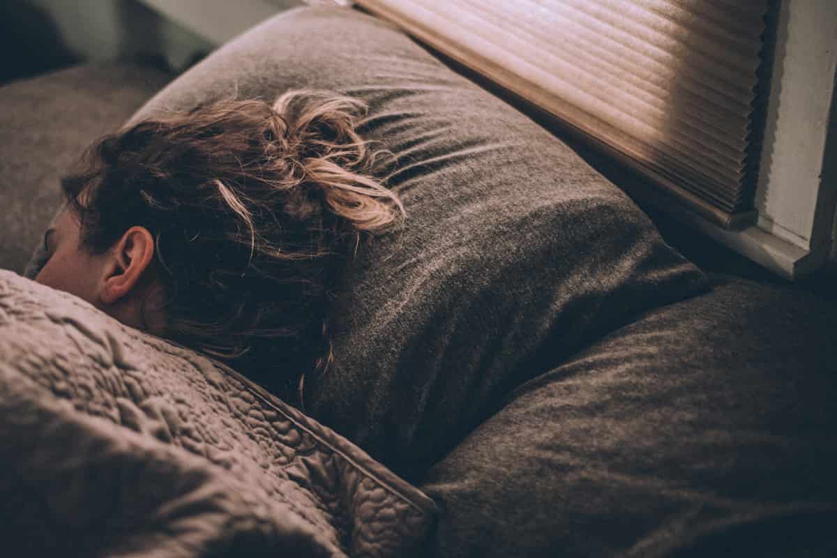 Kaip nugalėti stresą ir užmigti lengviau?